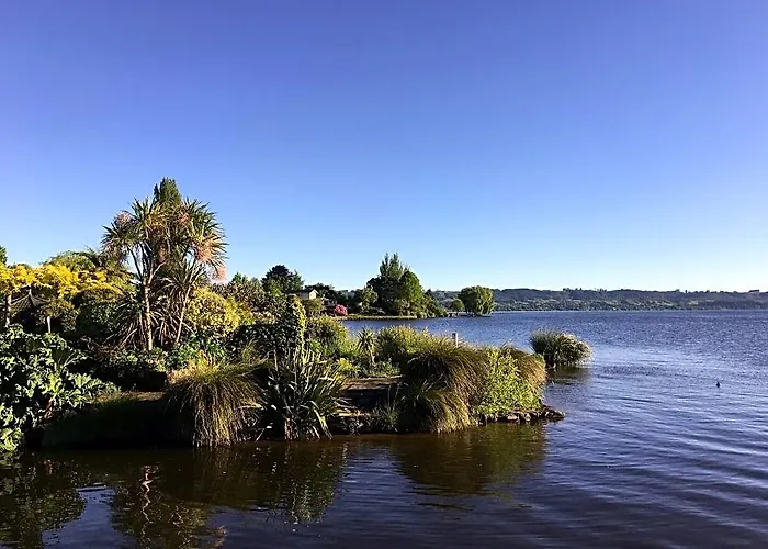Hotel Waiteti Lakefront Rotorua