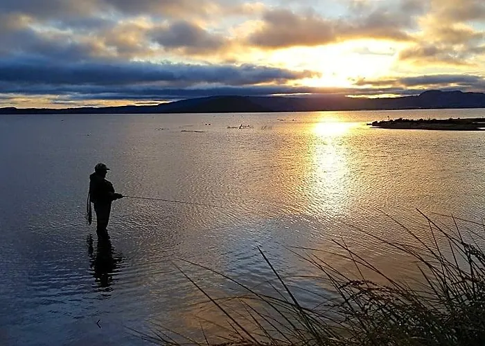 Hotel Waiteti Lakefront Rotorua